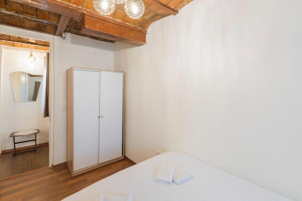 Beautiful 1 Bedroom Apt. W/ac 400 Meters Taksim Square * Стамбул
